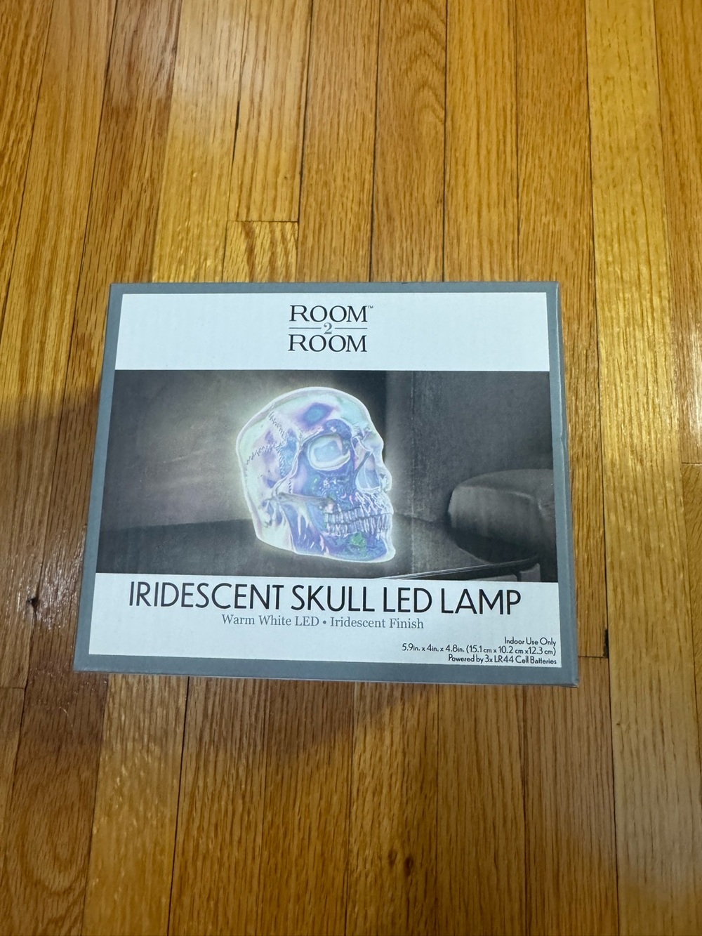 Room 2 Room Iridescent Skull LED Lamp New in Box